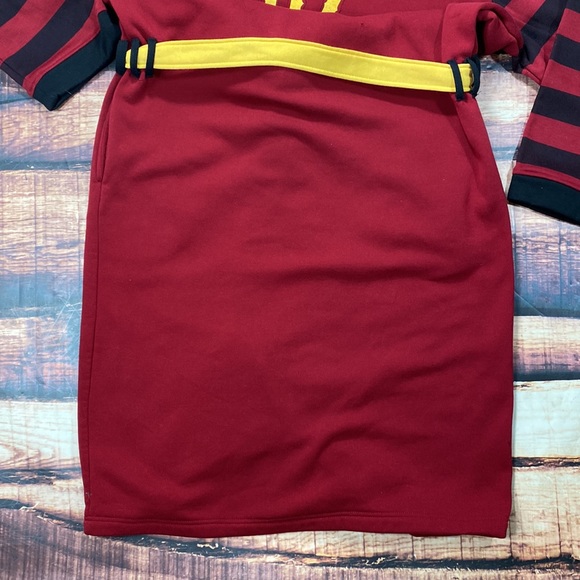 RELISTED Harry Potter Gyrffindor Bath Robe - Picture 9 of 9